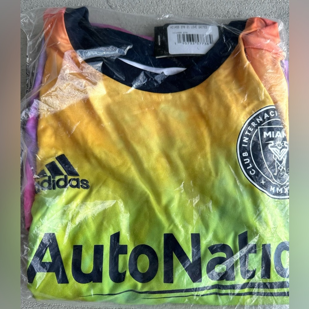 Inter Miami CF Adidas 2021 Love Unites Pre-Match Performance Jersey Size L NWT